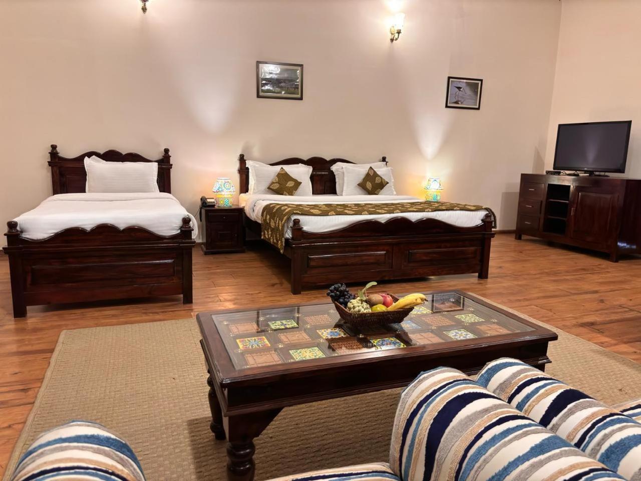 The Birder'S Inn Баратпур Екстериор снимка
